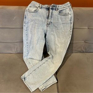 PacSun Mom Jeans - Size 26